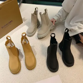 Женские ботинки 