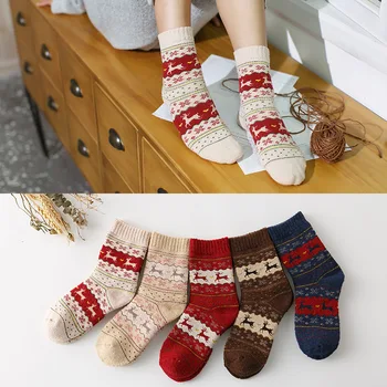 Милые женские хлопчатобумажные Теплые шерстяные носки с милым пушистым рисунком лося, женские Рождественские носки для сна с животными для женщин